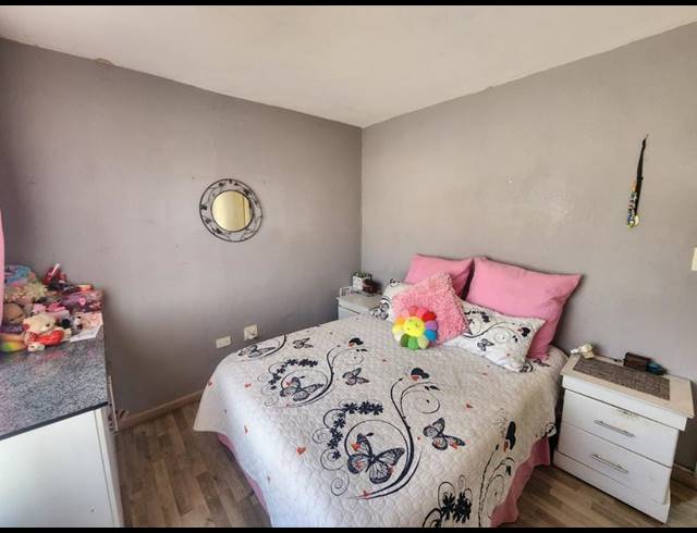 2 BEDROOM TOWNHOUSE FOR SALE IN SOUTH CREST